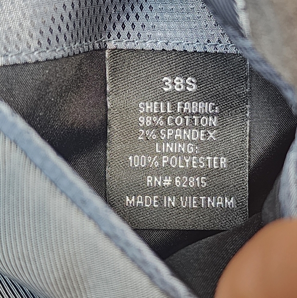 J. FerrarMen's Slim Fit Velvet Gray Two Button Blazer Size 38S - Picture 5 of 13